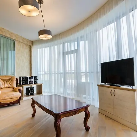 Leogrand Z Panoramoyu Lvova Apartman *